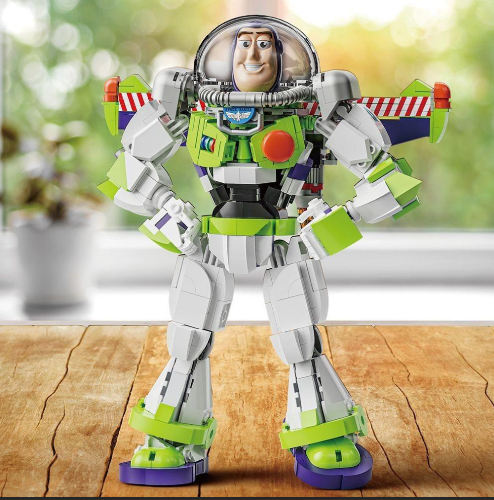 Leimao- Buzz Light Year - 836 Pieces