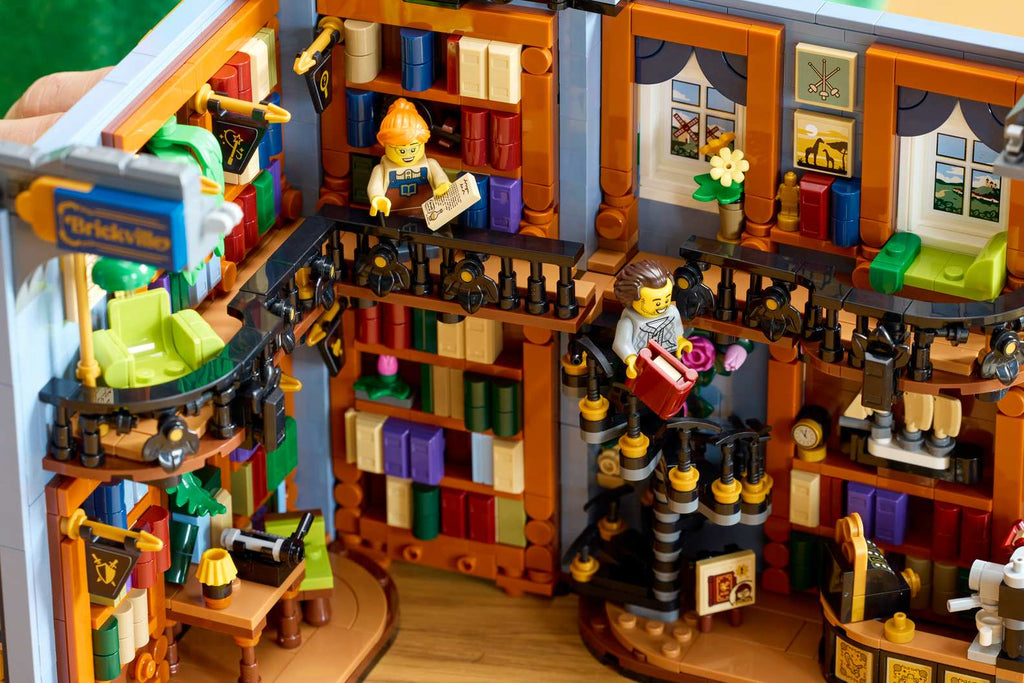 Compatible - Icons - 11379 - Bookstore: Book Nook - 1690 Pieces