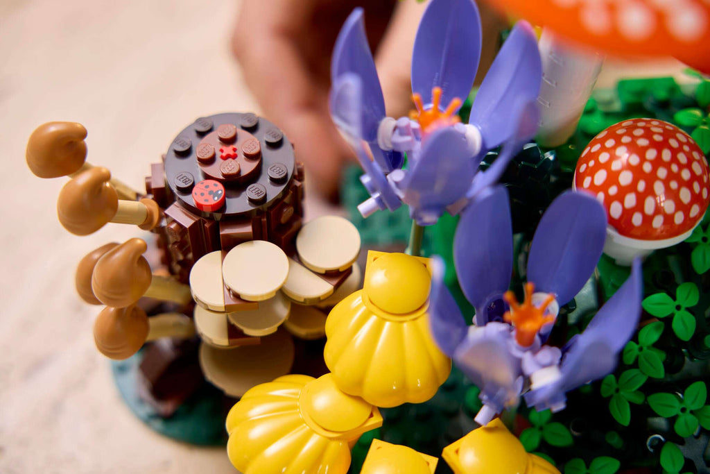 Compatible - Botanicals - 11505 - Woodland Mushrooms - 806 Pieces
