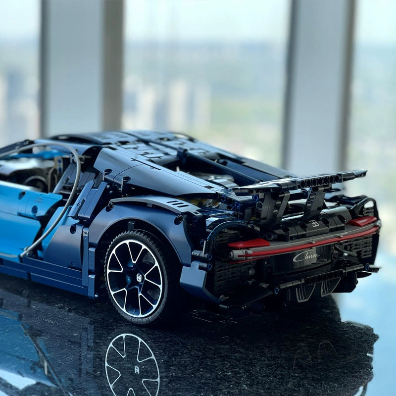 Bugatti Chiron 42083