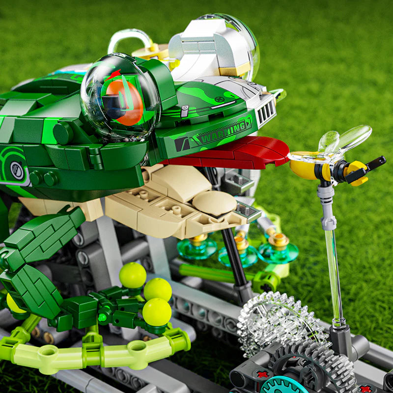 Mechanical Frog - MJI - 898 Pieces