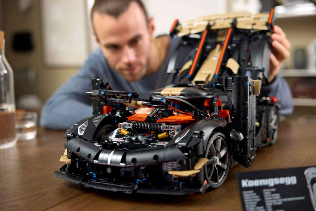 Compatible - Technic - 42232 - Koenigsegg Sadair's Spear Megacar - 4104 Pieces