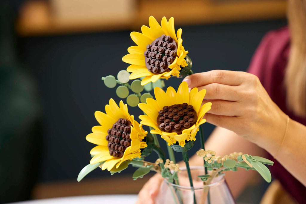 Compatible - Botanicals - 11502 - Sunflower Bouquet - 686 Pieces