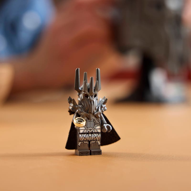 Compatible - 11373 - The Lord of the Rings: Sauron's Helmet - 538 Pieces