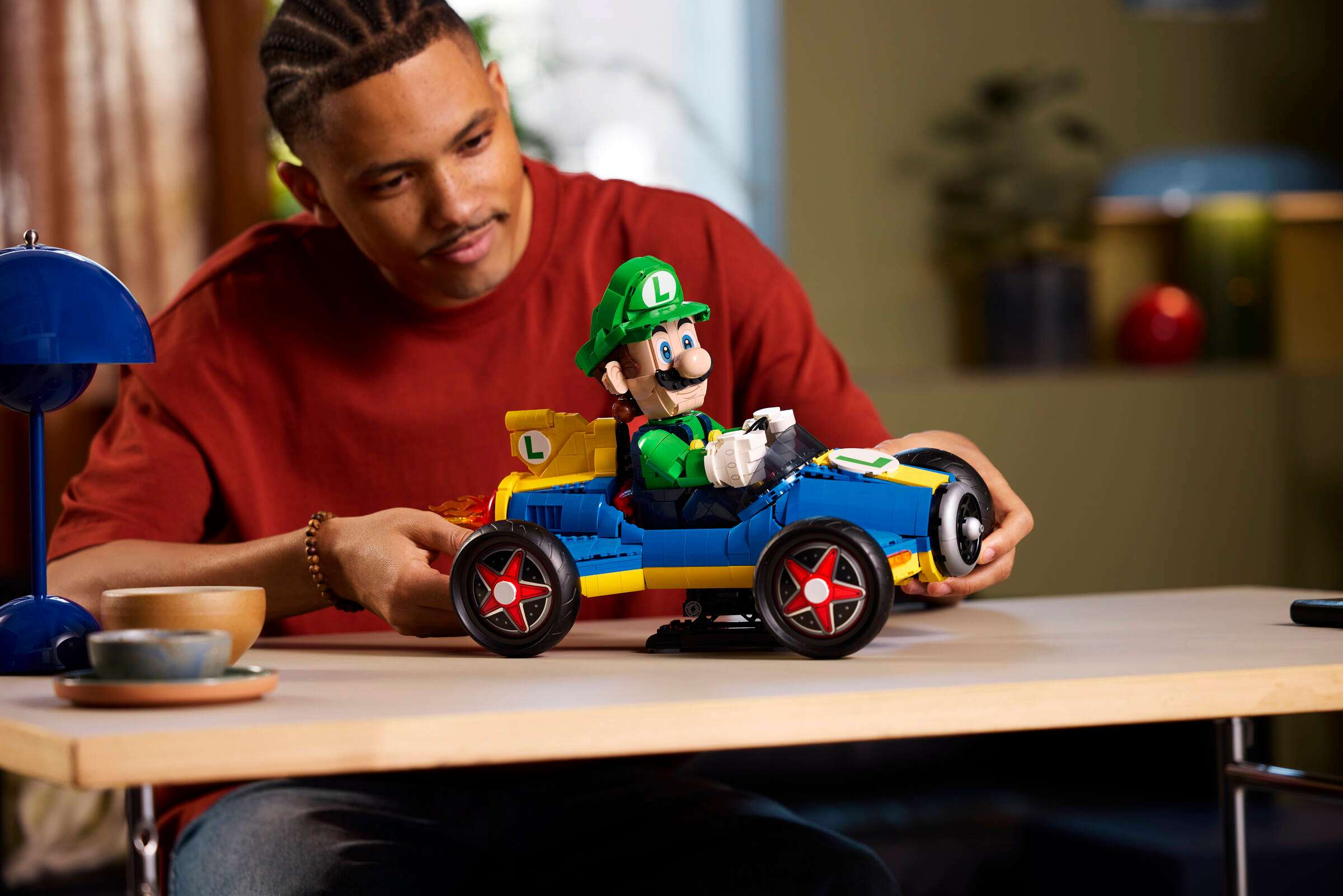 Compatible - 72050 - Mario Kart - Luigi And Mach 8 - 2234 Pieces