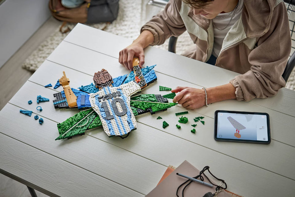 Compatible - Editions - 43018 - Lionel Messi – Celebration - 1427 Pieces