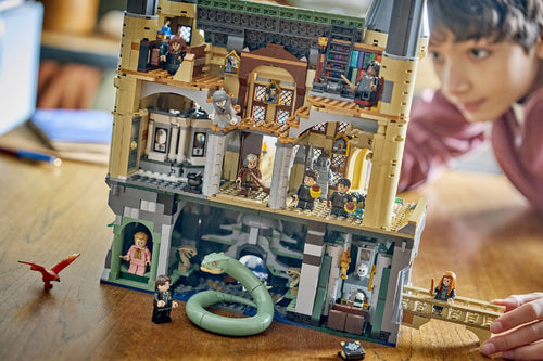 Compatible - 76473 - Harry Potter - Hogwarts Castle: East Wing - 2164 Pieces