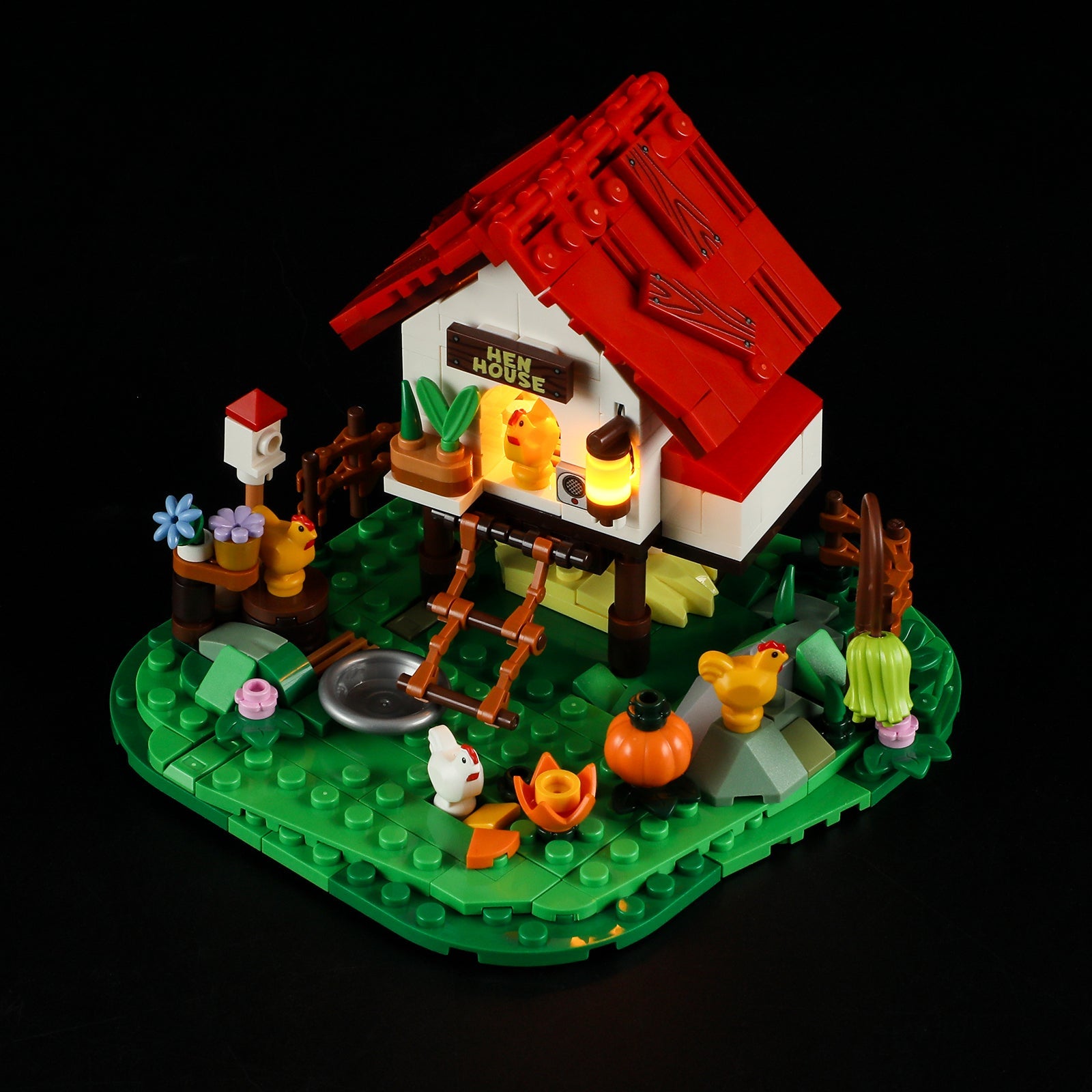 Funwhole/Lumibricks - F9034 - Farm Life - The Hen House - 323 Pieces