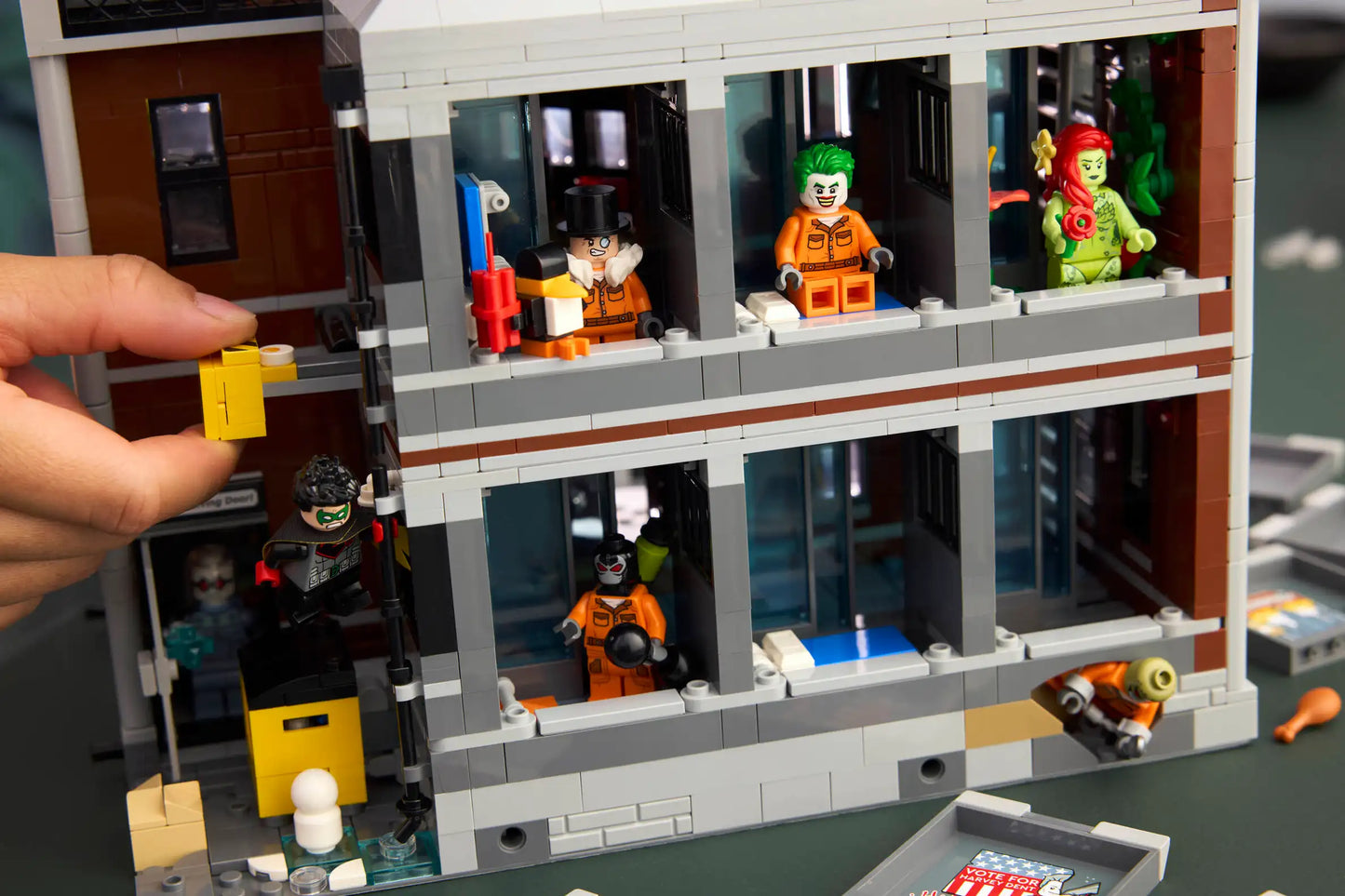 Compatible - 76300 - Batman - Arkham Asylum - 2953 Pieces
