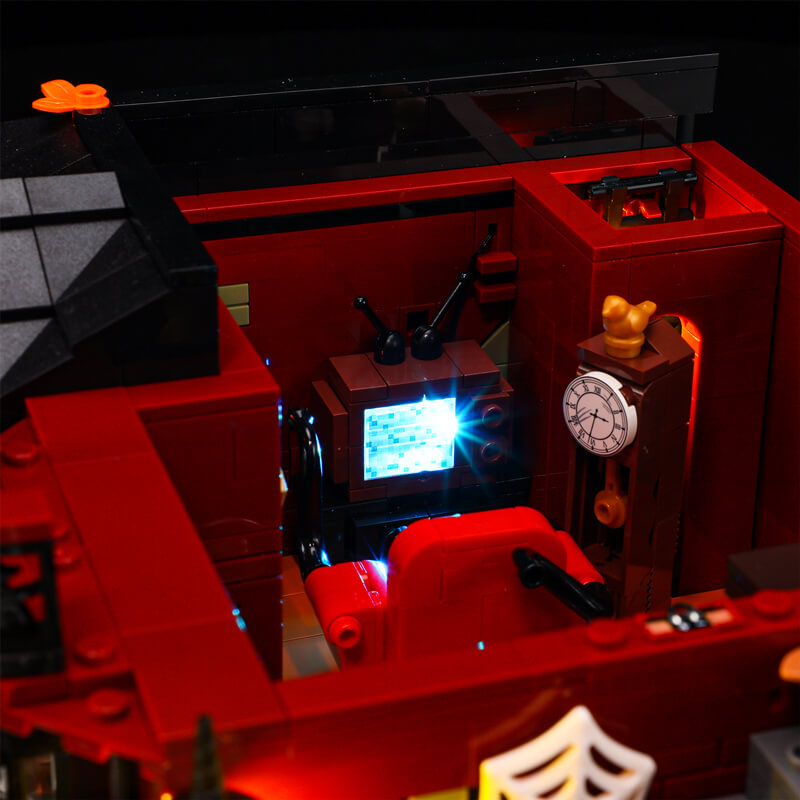 Lumibricks/Funwhole - L9092 - Midnight Haunted Mansion - 2617 Pieces