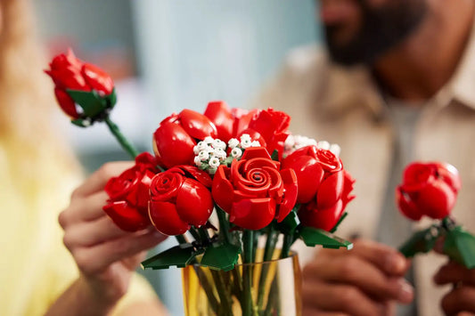 Compatible - 10328 - Botanicals - Bouquet of Roses - 828 Pieces