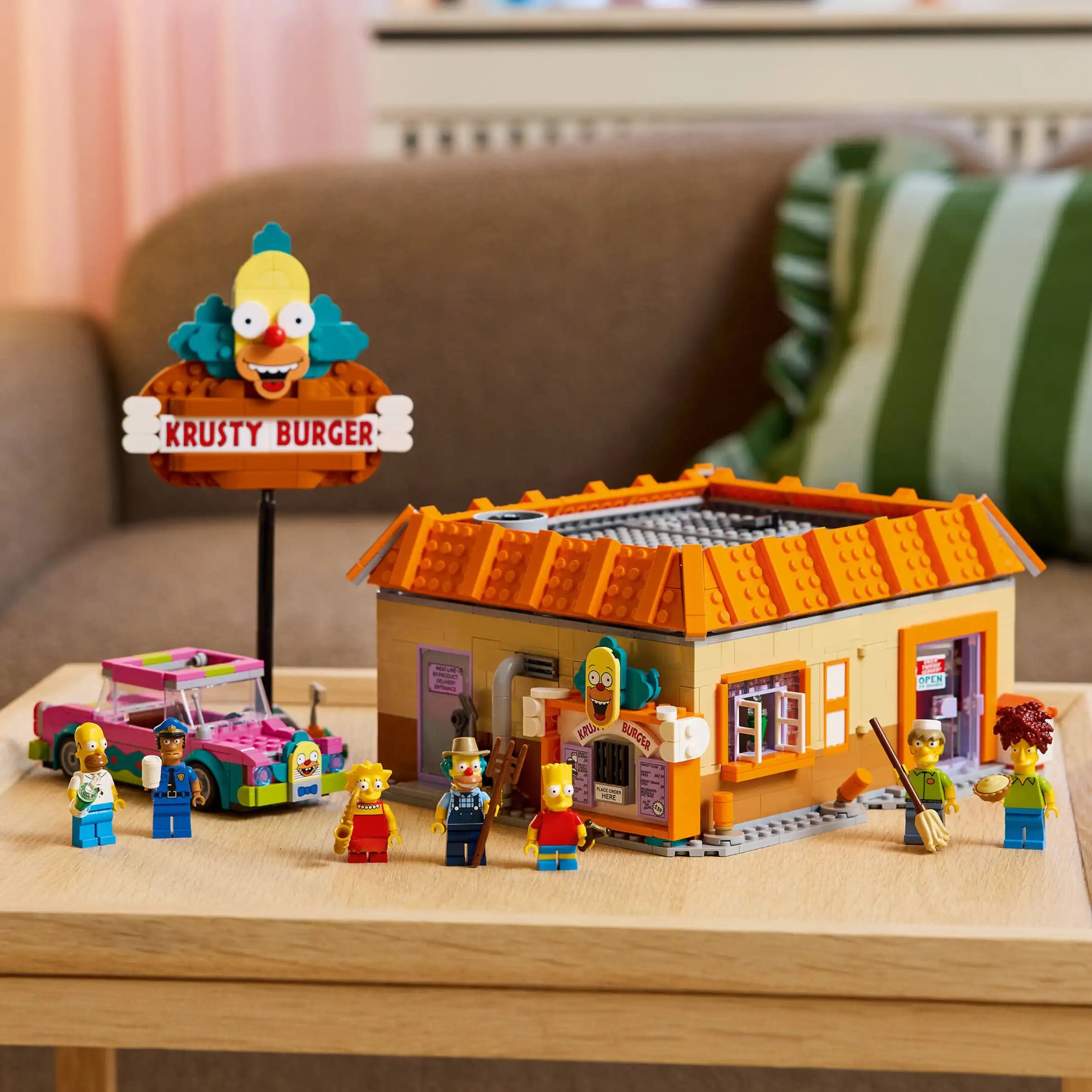 Compatible - Icons - 10352 - The Simpsons - Krusty Burger Restaurant - 1635 Pieces