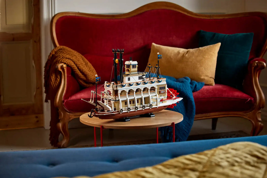 Compatible - IDEAS - 21356 - River Steamboat - 4090 Pieces