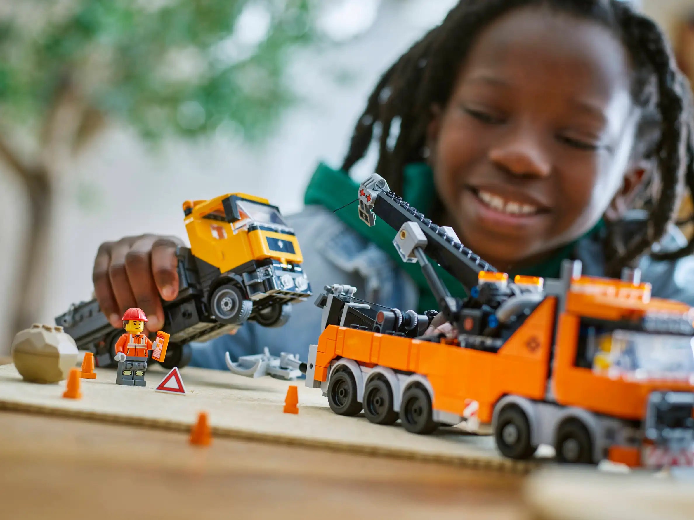 Compatible - City - 60467 - Heavy Duty Recovery Tow Truck with Crane - 793 Pieces