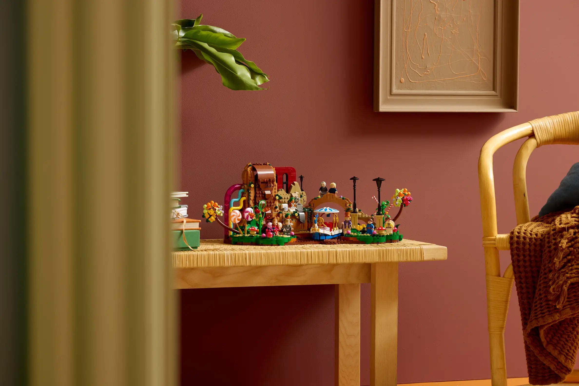 Compatible - IDEAS - 21360 - Willy Wonka And The Chocolate Factory - 2025 Pieces