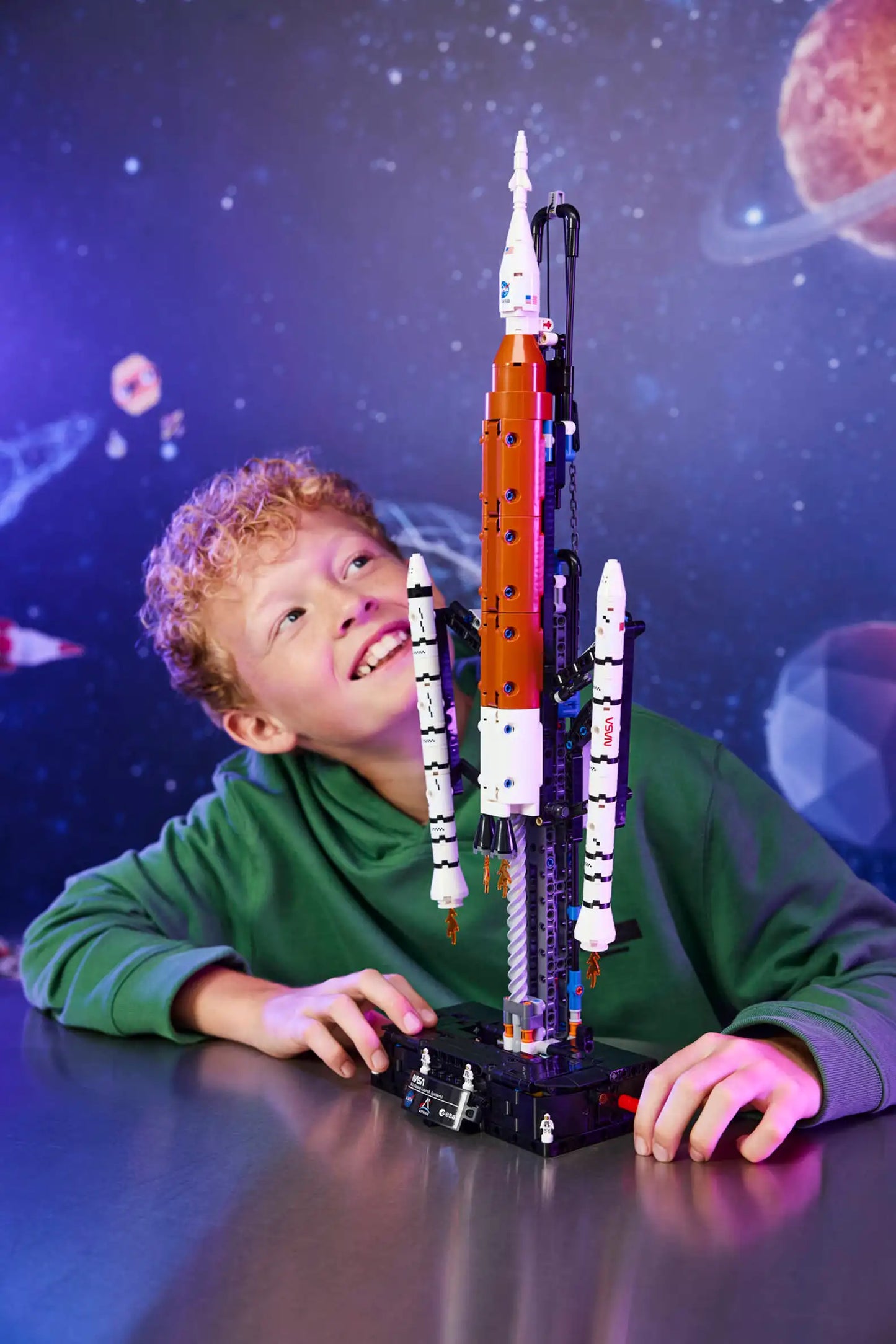 Compatible - 42221 - Technic - NASA Artemis Space Launch System - 632 Pieces