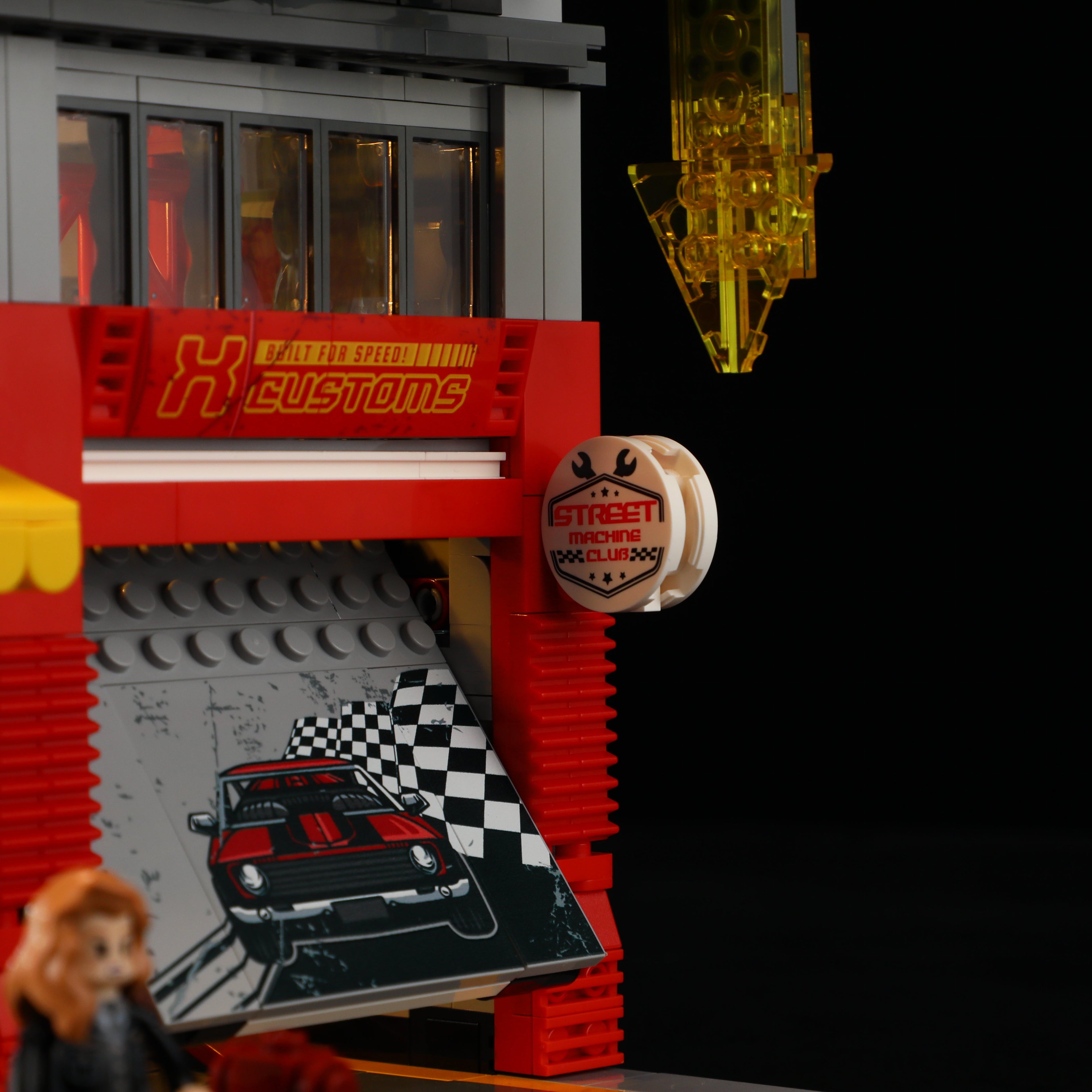 Funwhole/Lumibricks - L9088 - Street Mod Garage - 1935 Pieces