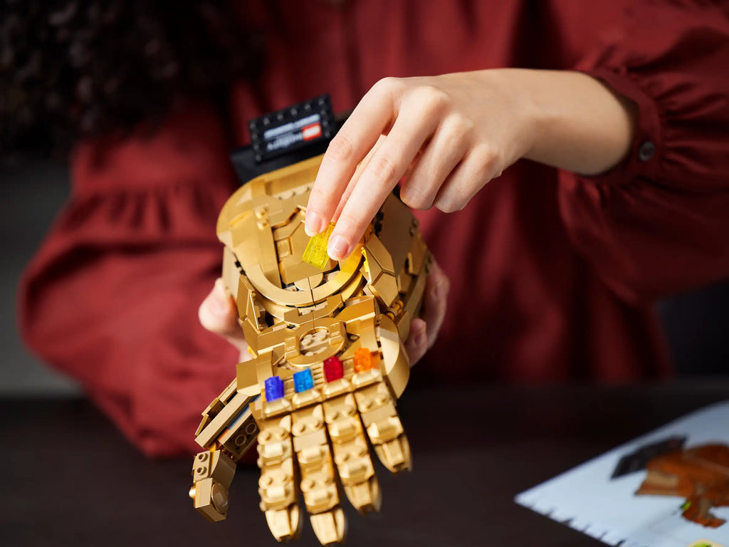 Compatible - Marvel - 76191 - Avengers Infinity Gauntlet - 596 Pieces