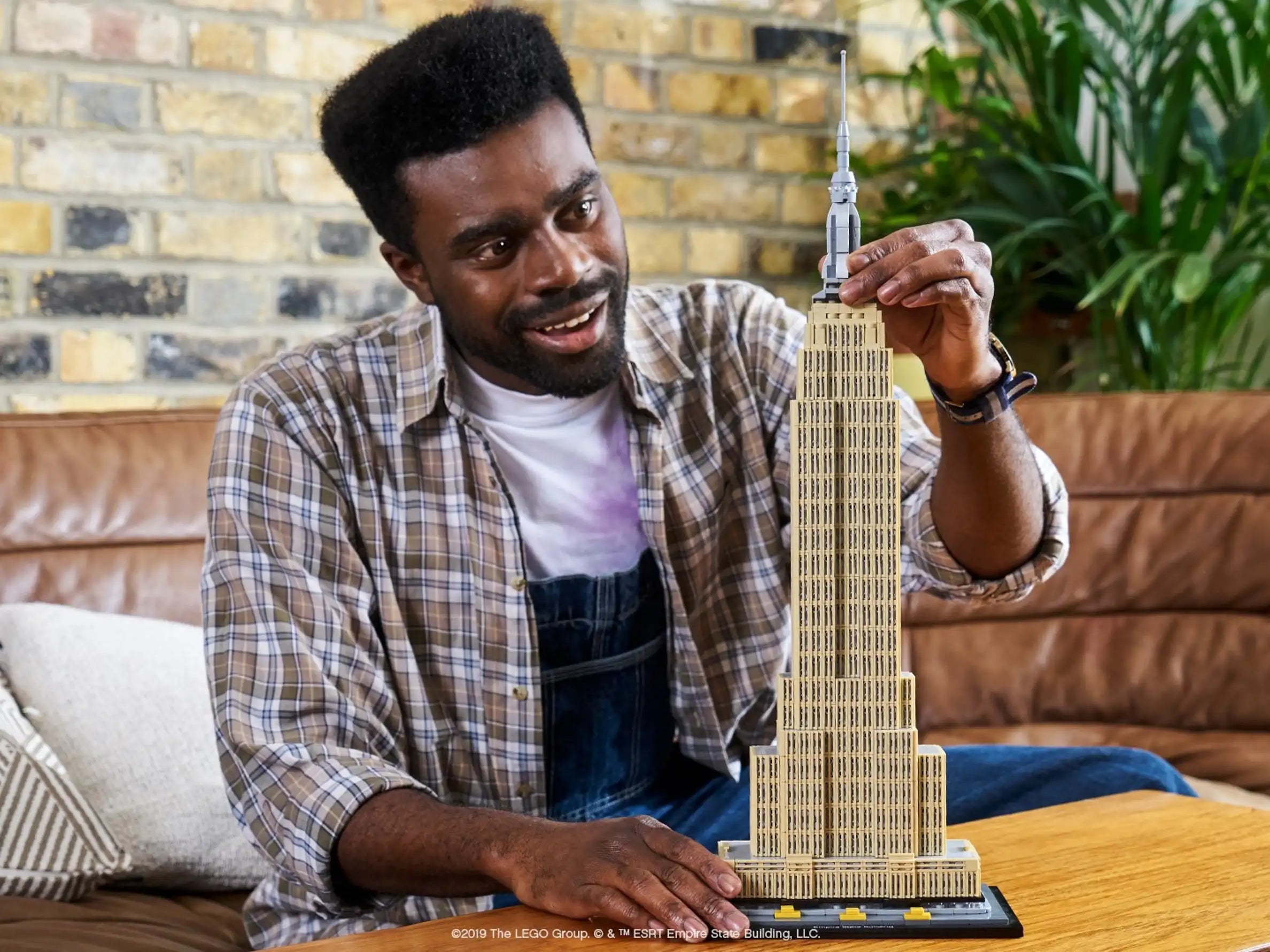 Compatible - Architecture - 21046 - The Empire State Building - 1767 Pieces