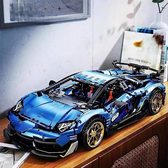 KBOX - 10250 - Lamborghini Aventador - 3811 Pieces