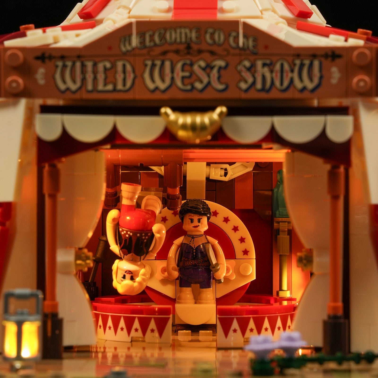Funwhole/Lumibricks - L9079 - Traveling Circus - 1962 Pieces