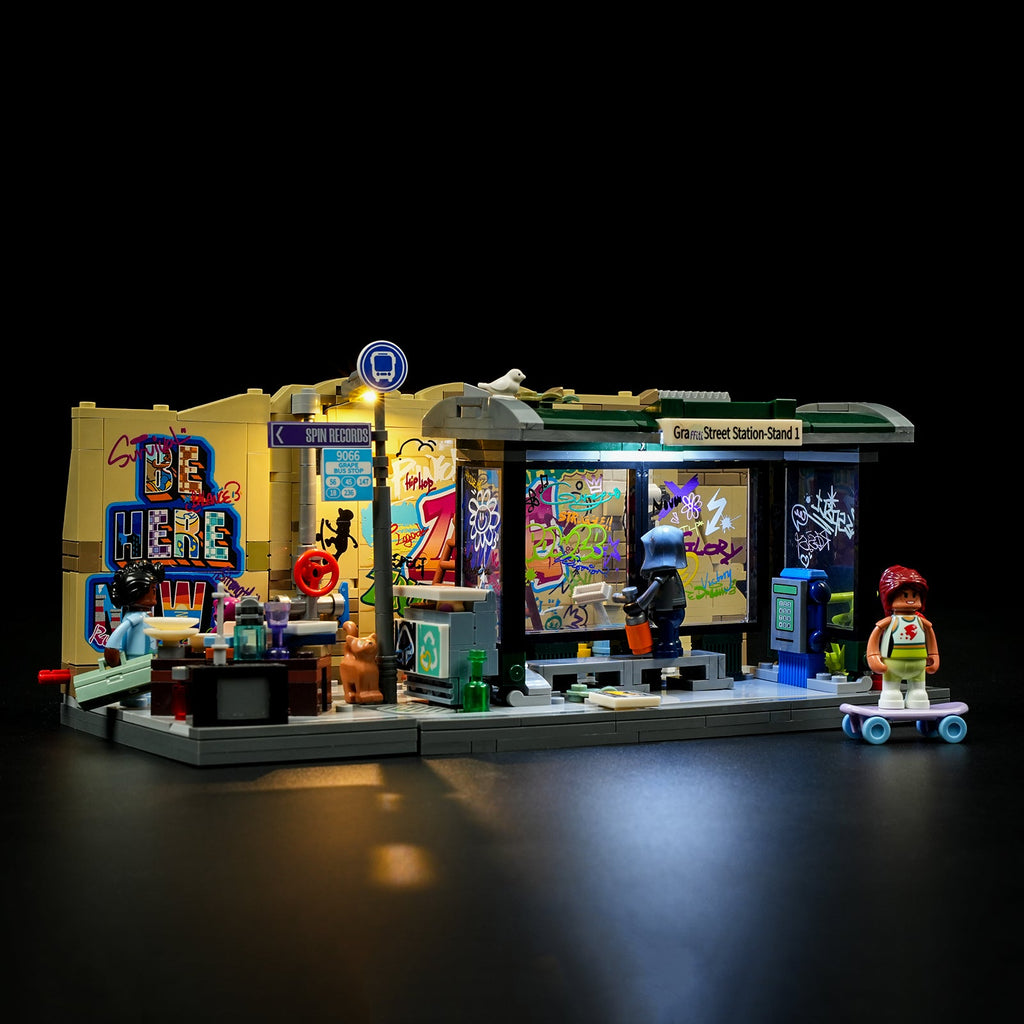 Funwhole/Lumibricks - F9066 - Town Series - Graffiti Bus Stop - 514 Pieces