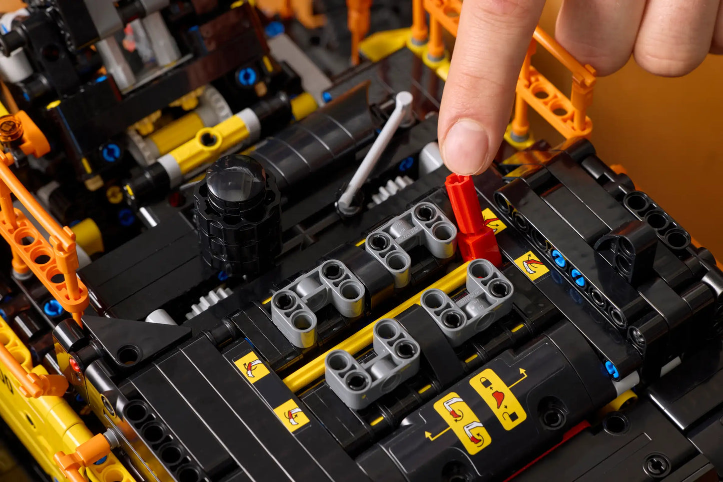 Compatible - 42215 - Volvo EC500 Hybrid Excavator - 2795 Pieces