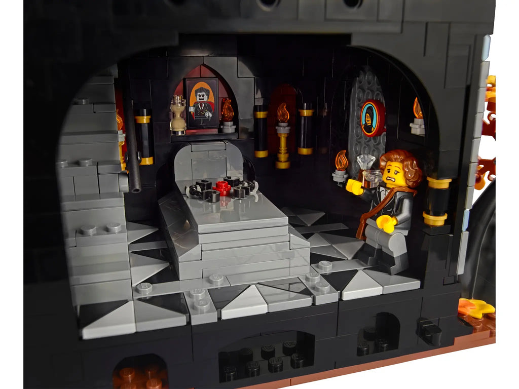 Compatible - Others - 910049 - Bricklink Designer Program - Adventure In Transylvania - 4056 Pieces