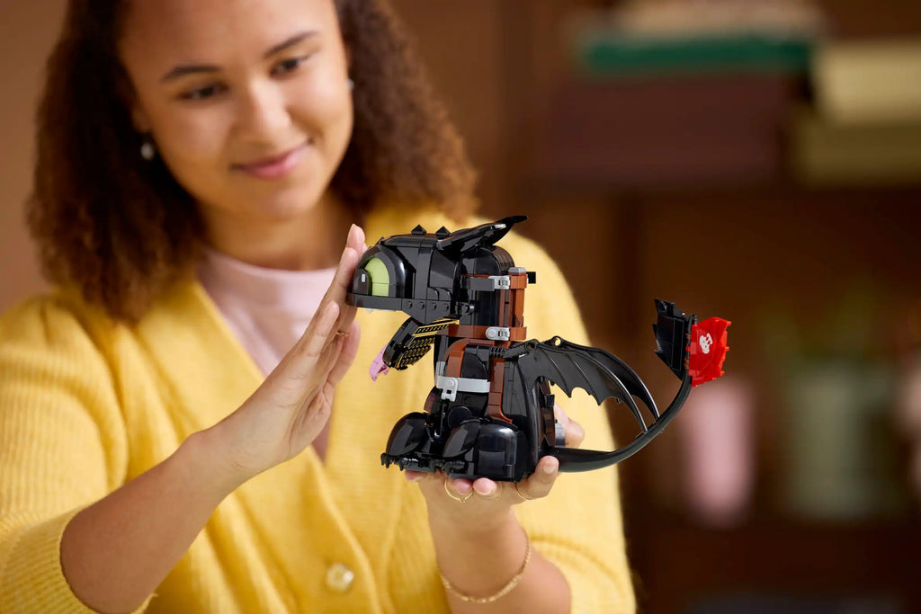Compatible - Icons - 10375 - How to Train Your Dragon - Toothless - 784 Pieces