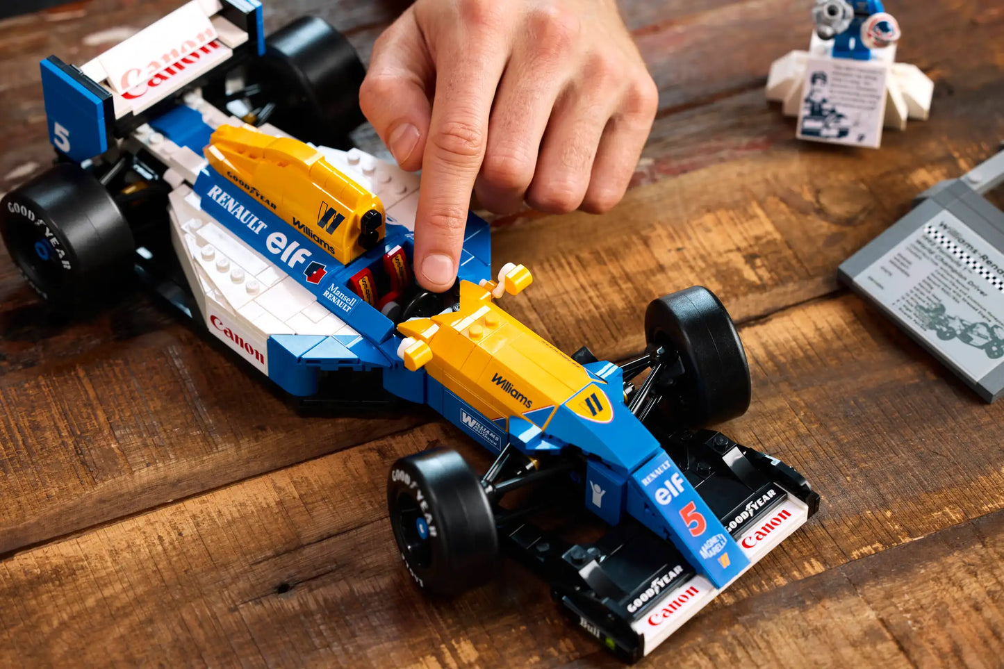 Compatible - 10353 - Icons - Williams Racing FW14B & Nigel Mansell - 799 Pieces