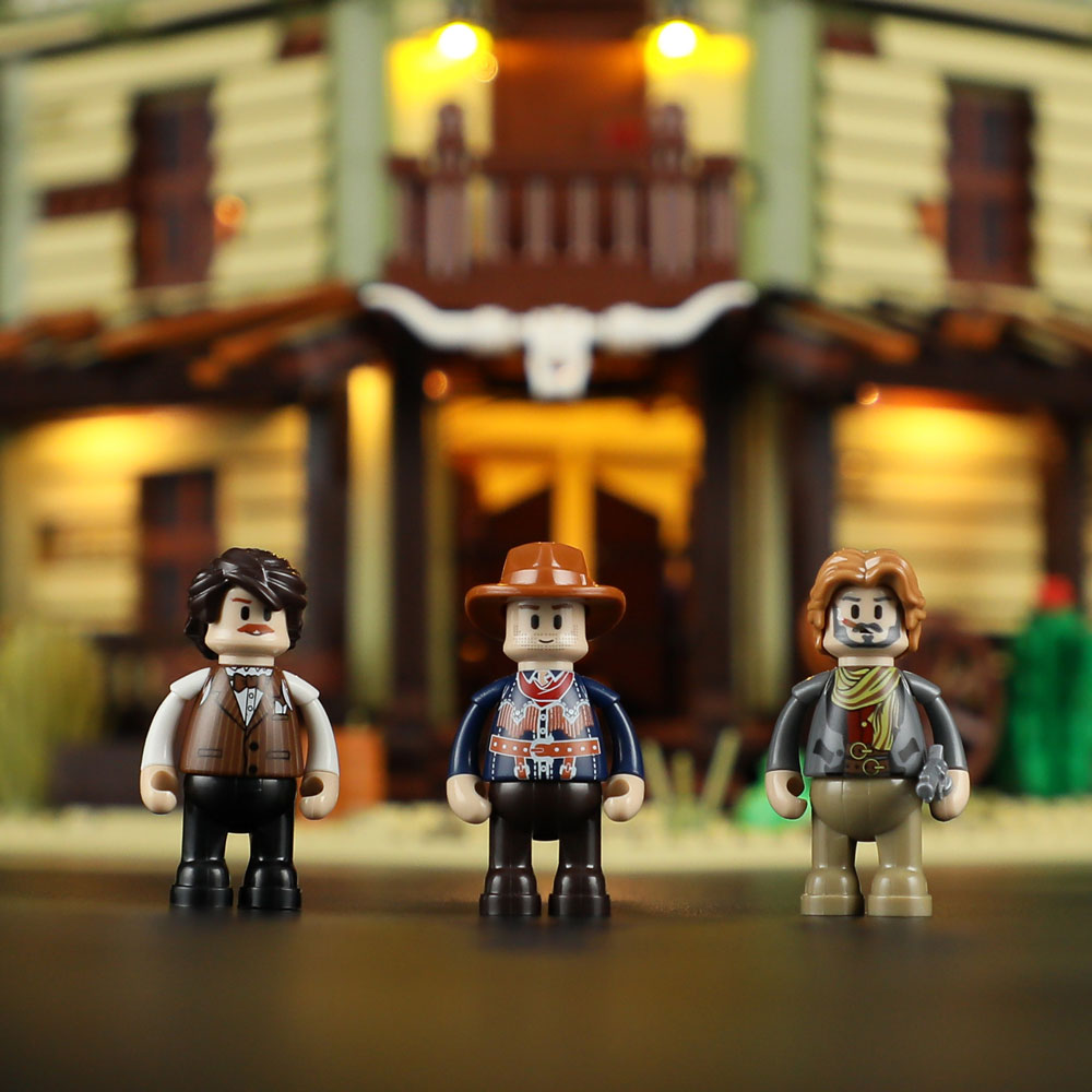 Funwhole/Lumibricks - F9021 - Western Saloon - 2026 Pieces