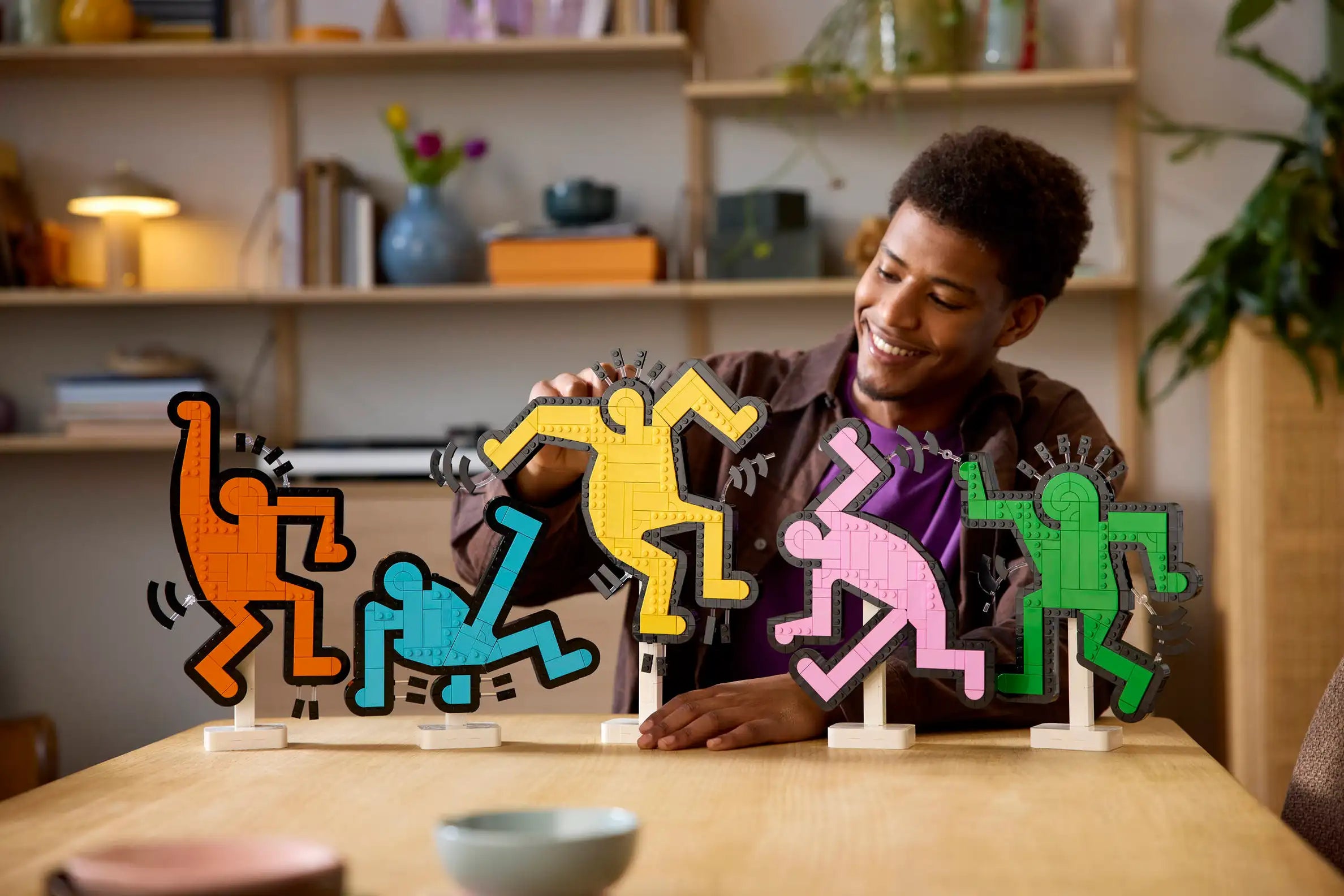 Compatible - Art - 31216 - Keith Haring – Dancing Figures - 1773 Pieces