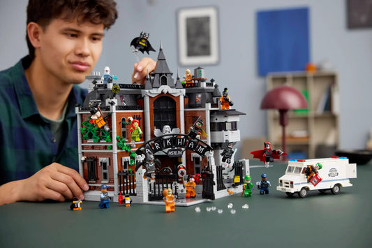 Compatible - 76300 - Batman - Arkham Asylum - 2953 Pieces