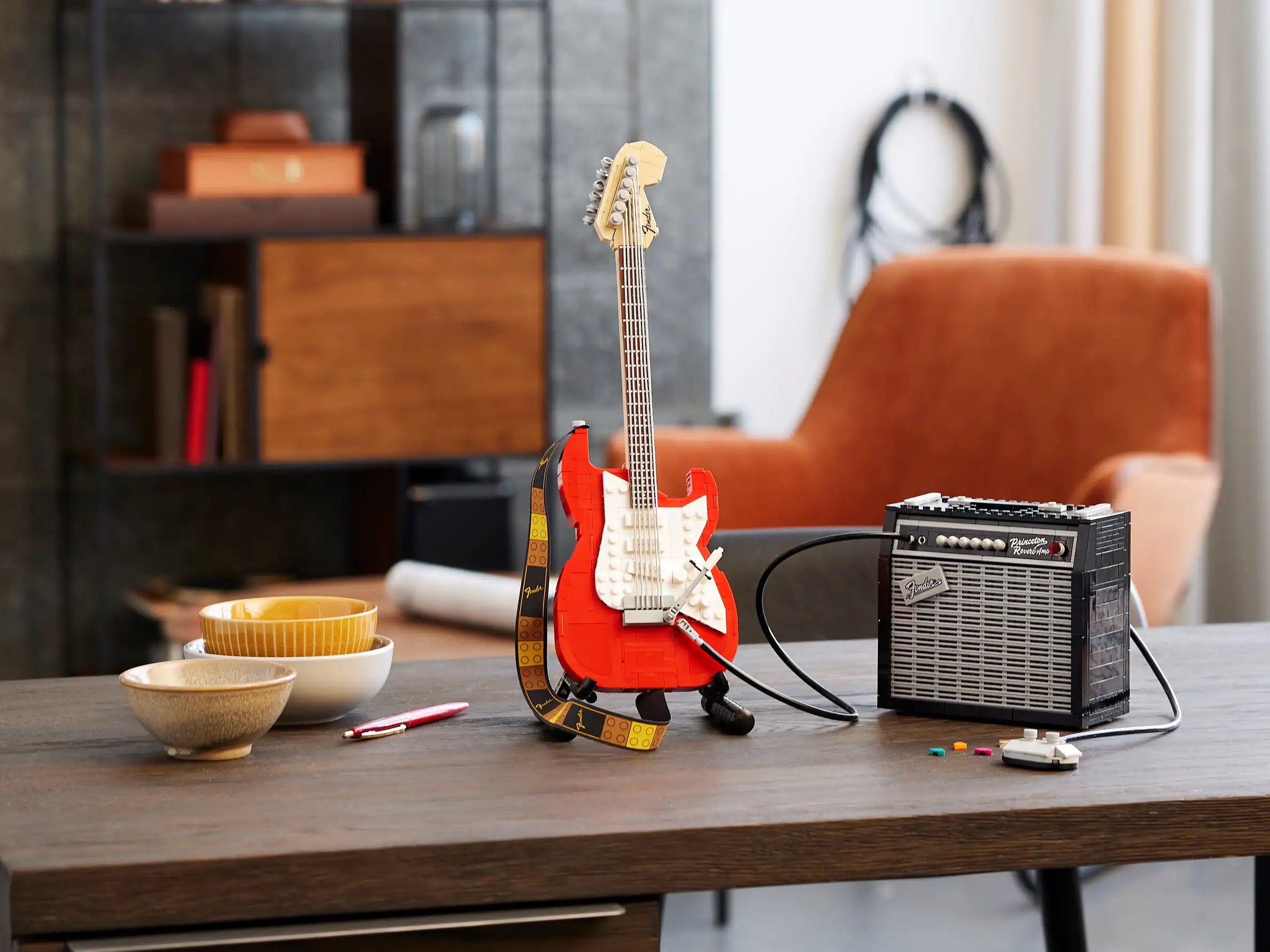 Compatible - IDEAS - 21329 - Fender Stratocaster - 1074 Pieces