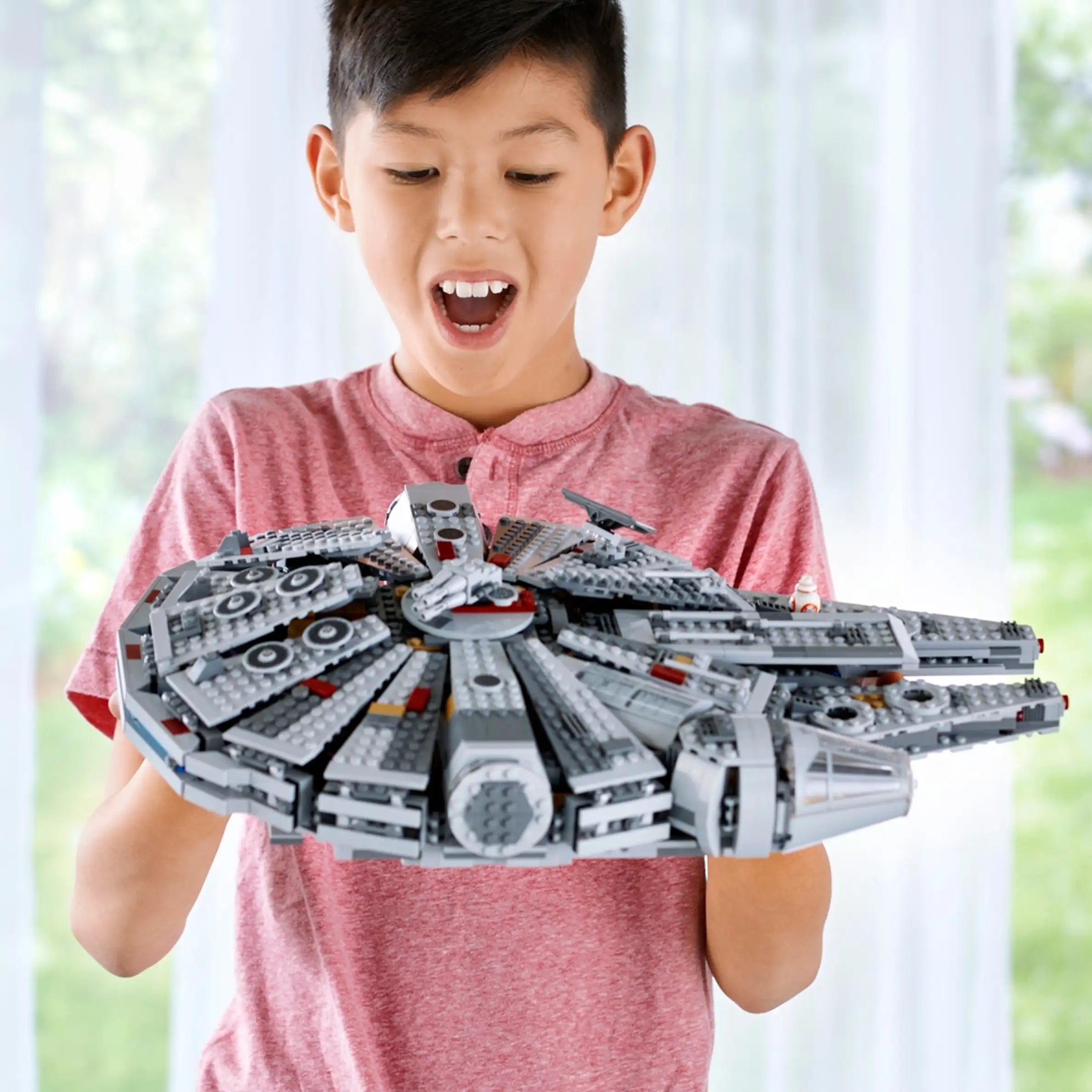 Compatible - Star Wars - 75105 - Millennium Falcon - 1330 Pieces