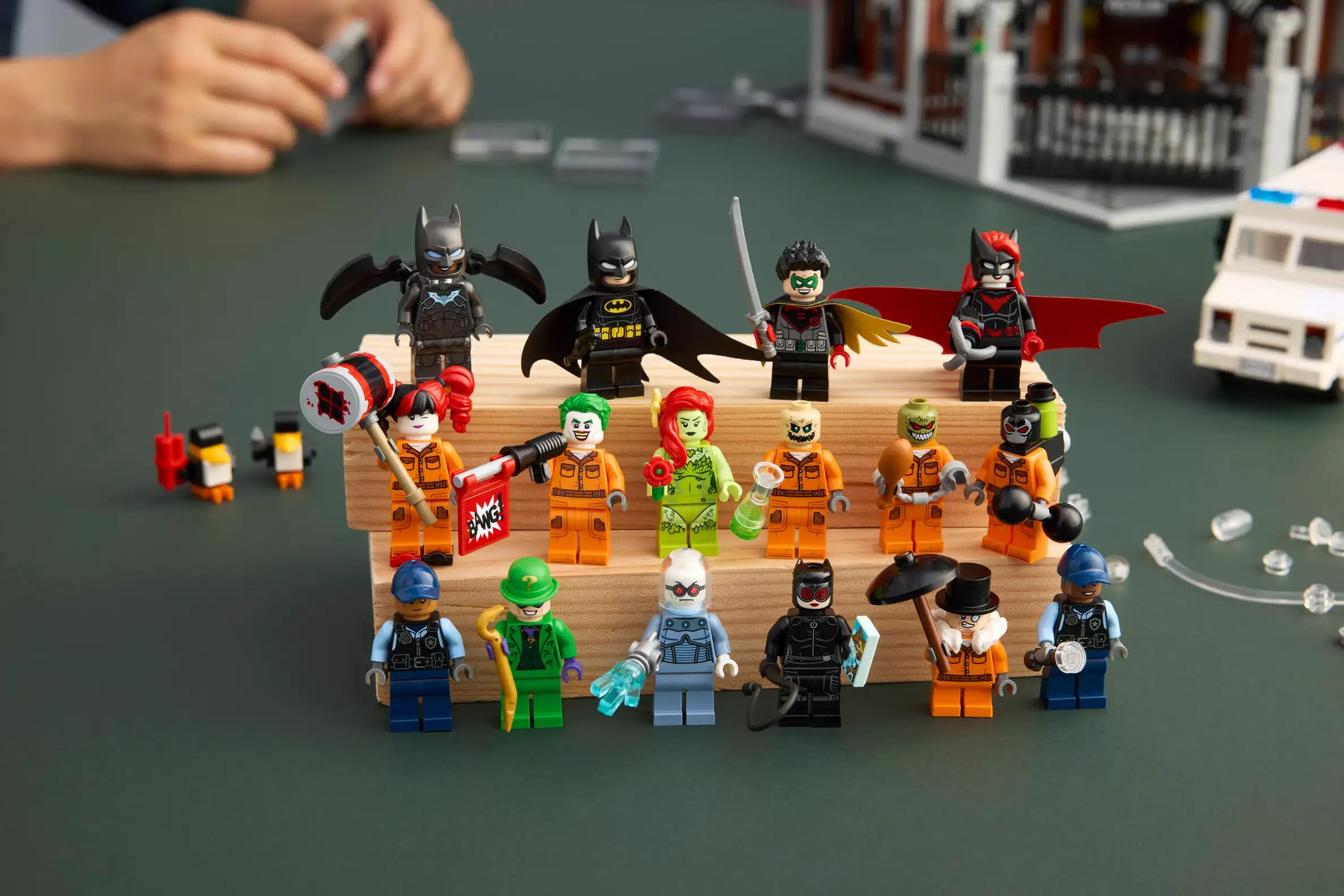 Compatible - Batman - 76300 - Arkham Asylum - 2953 Pieces