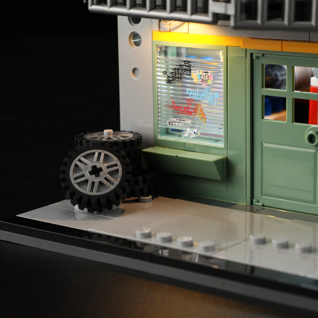 Funwhole/Lumibricks - L9088 - Street Mod Garage - 1935 Pieces