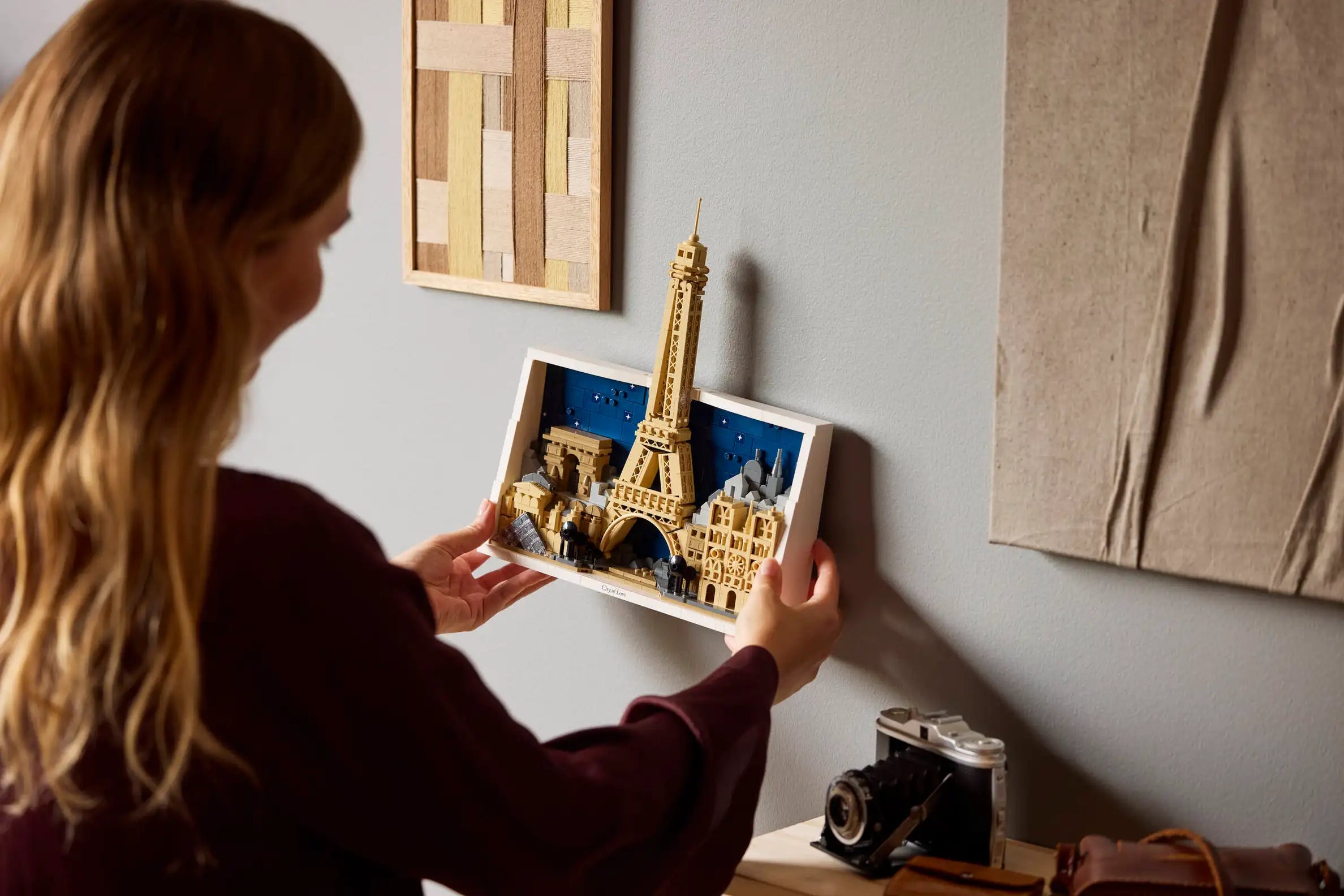Compatible - Architecture - 21064 - Paris - City of Love - 958 Pieces
