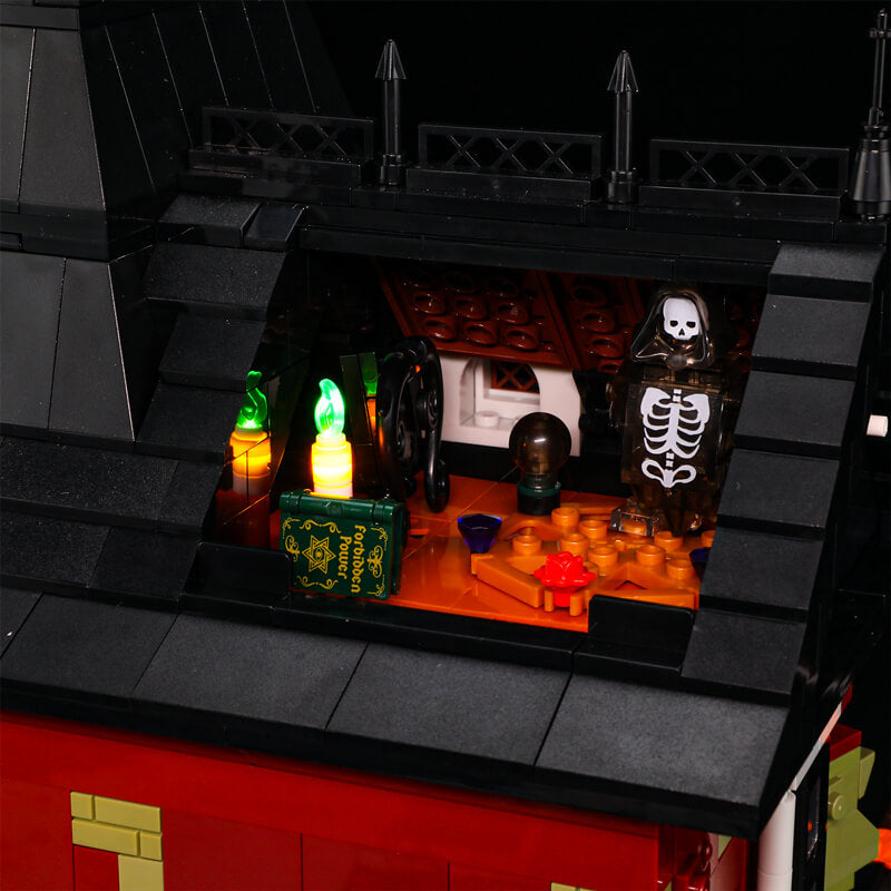 Lumibricks/Funwhole - L9092 - Midnight Haunted Mansion - 2617 Pieces