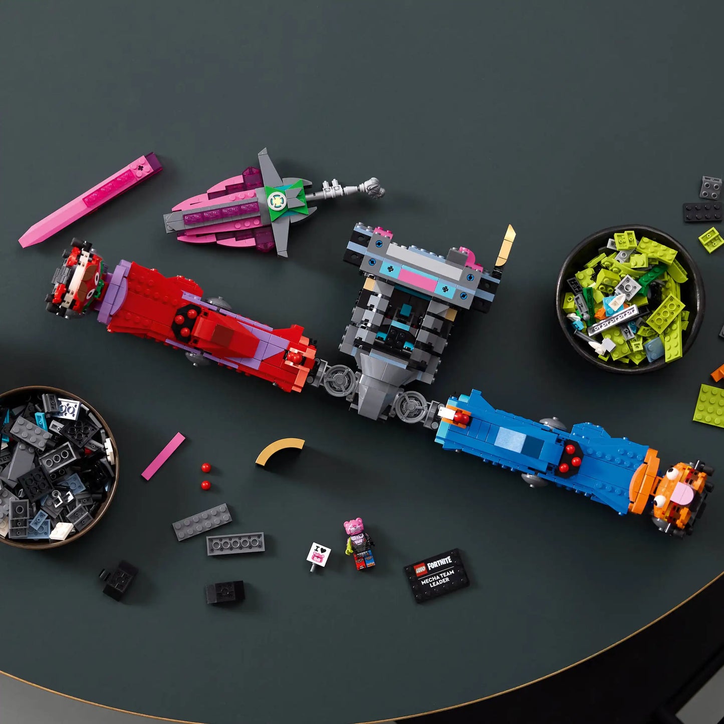 Compatible - 77078 - Fortnite - Mecha Team Leader - 2503 Pieces