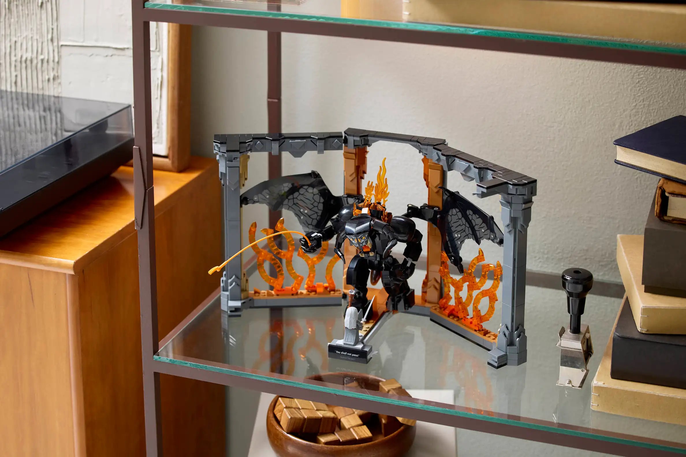 Compatible - Icons - 10367 - The Lord of The Rings - Balrog Book Nook - 1201 Pieces